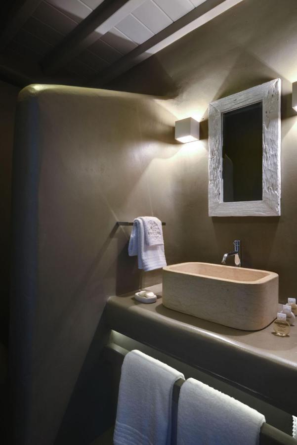 Villa Dafni 4Bed With Pool In Kalafatis Spilia Mykonos Town Bagian luar foto