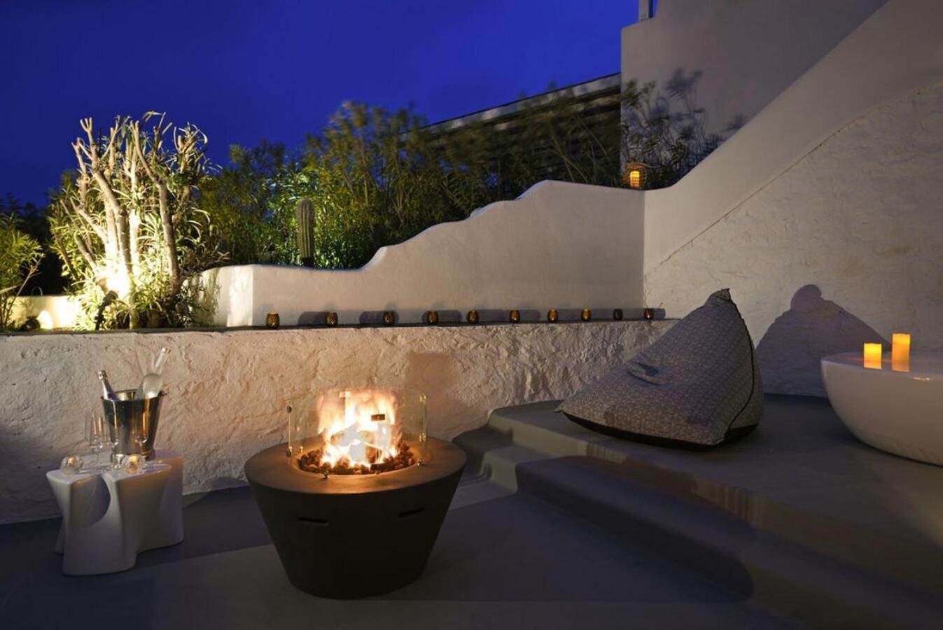 Villa Dafni 4Bed With Pool In Kalafatis Spilia Mykonos Town Bagian luar foto