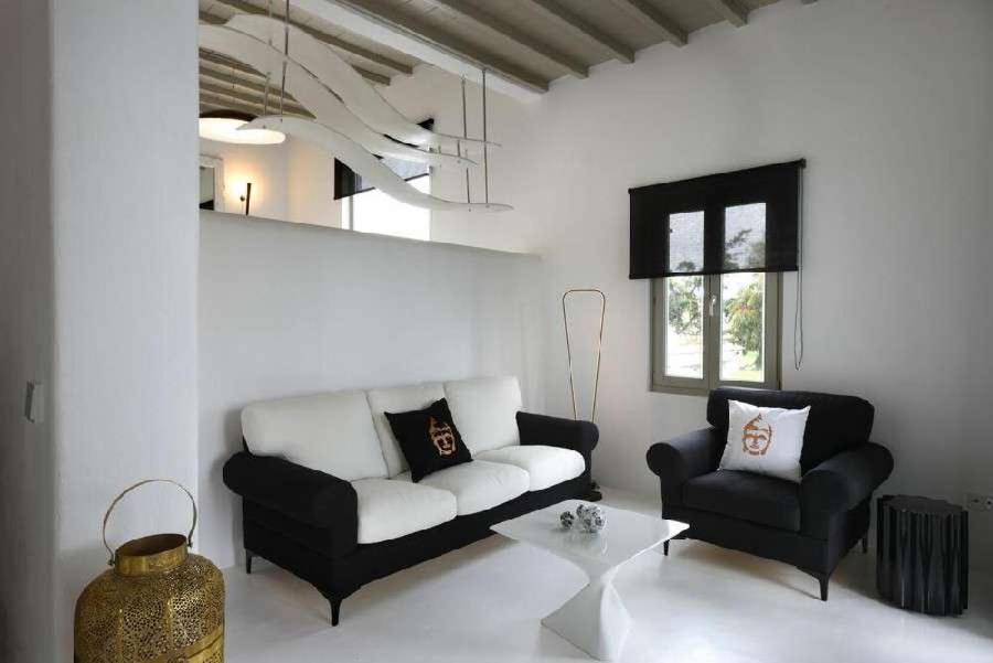 Villa Dafni 4Bed With Pool In Kalafatis Spilia Mykonos Town Bagian luar foto